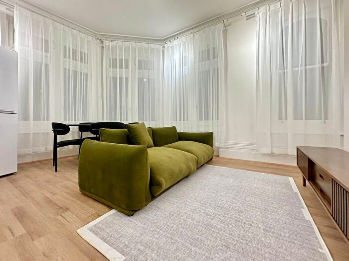 1 Bedroom Flat To Rent In Gray's Inn Road, London, WC1X