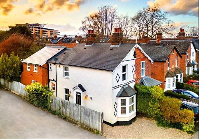 3 Bedroom Semi-Detached House For Sale In Course Road, Ascot, SL5