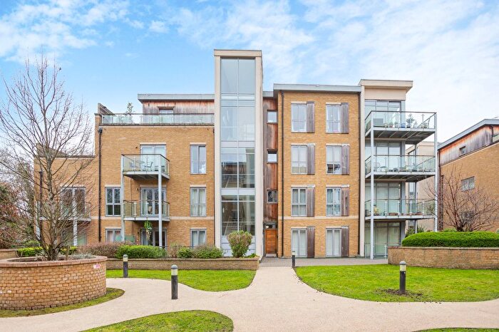 1 Bedroom Flat To Rent In Needham Court, Blagrove Road, TW11