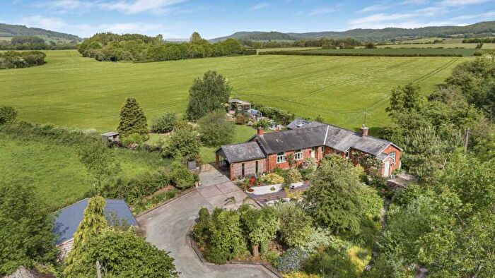 3 Bedroom Detached House For Sale In The Crossing, Kenchester, Hereford, Herefordshire, HR4