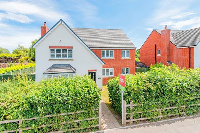 5 Bedroom Detached House For Sale In Hengoed, Oswestry, SY10