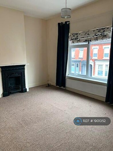 4 Bedroom Terraced House To Rent In Wycliffe Road, Northampton, NN1