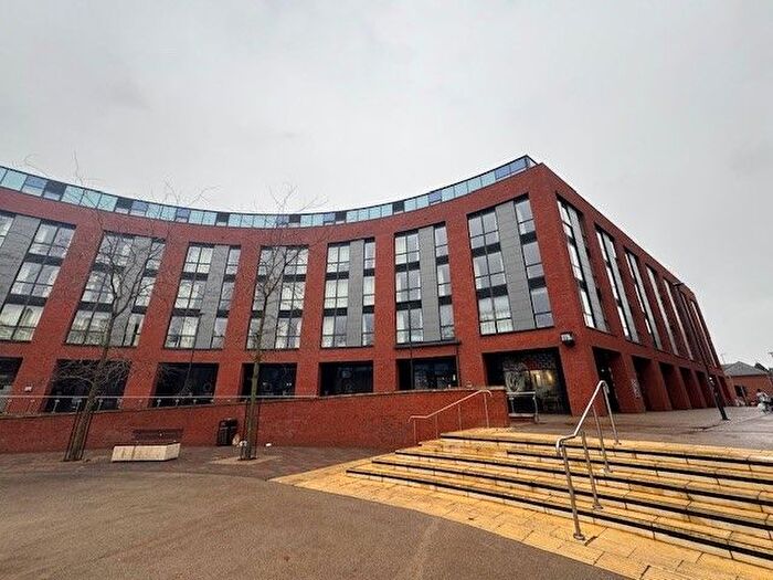 2 Bedroom Flat To Rent In New Walk Place, Leicester, LE1
