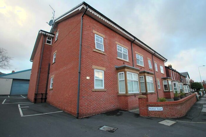 2 Bedroom Flat To Rent In Station Road, Poulton-Le-Fylde, Lancashire, FY6