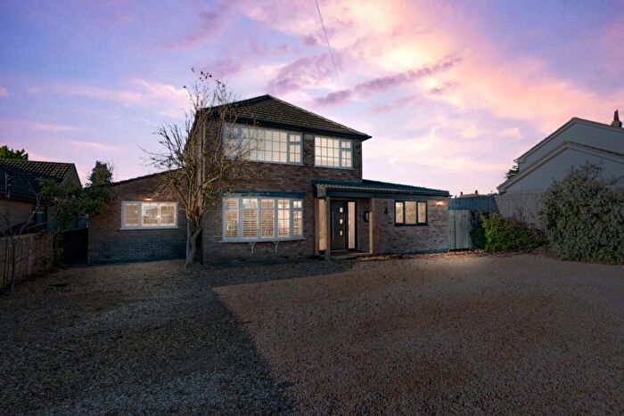 4 Bedroom Detached House For Sale In Doctors Lane, Rippingale, Bourne, Lincolnshire, PE10