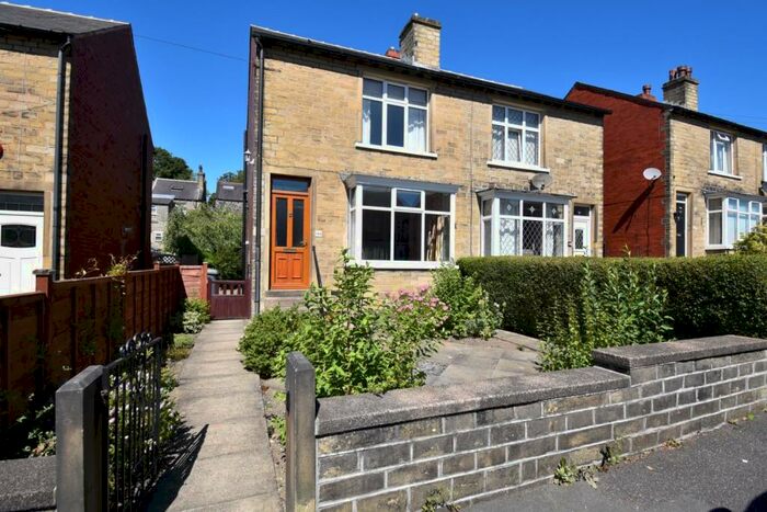 2 Bedroom Semi-Detached House To Rent In Broomfield Road, Huddersfield, HD1