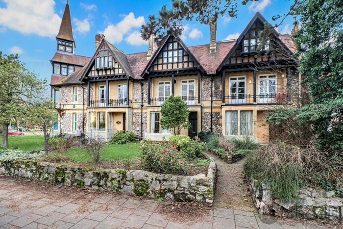 2 Bedroom Flat To Rent In Creffield Road, Colchester, CO3