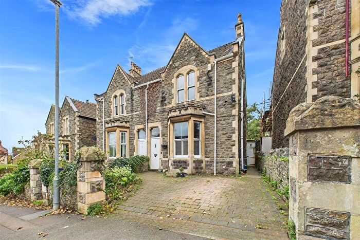 4 Bedroom Semi-Detached House For Sale In Hillside Road, Clevedon, BS21