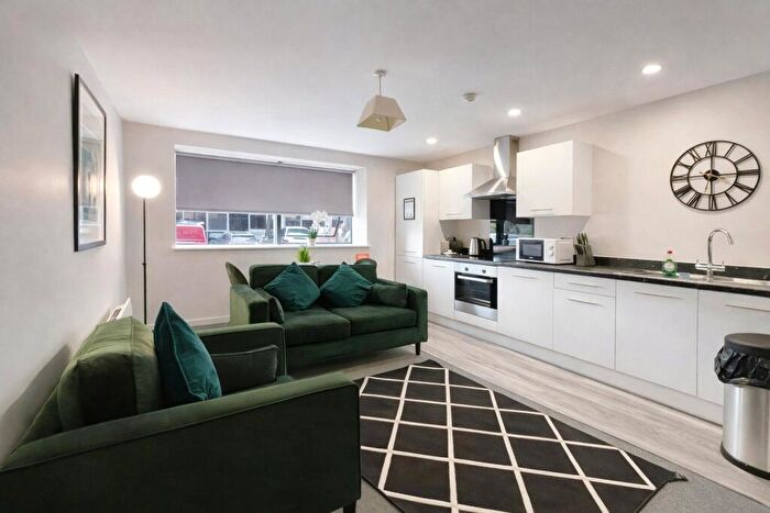 1 Bedroom Apartment To Rent In Windsor Street, Salford, M5