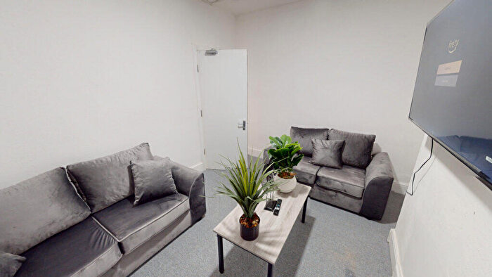 4 Bedroom House To Rent In Bournbrook Road, Selly Oak, Birmingham, B29