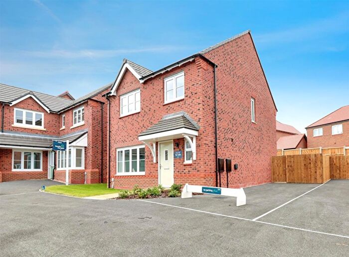 4 Bedroom Detached House For Sale In Anzac Drive, Alexandra Gardens, Crewe, CW1