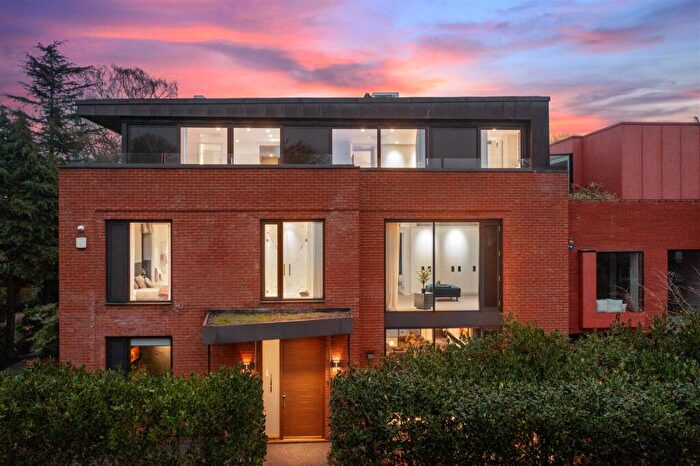 6 Bedroom Semi-Detached House To Rent In Redington Road, London, NW3