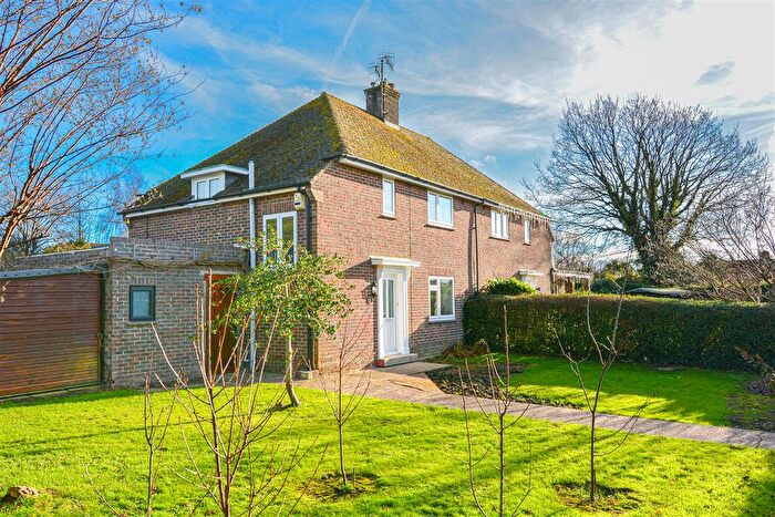 3 Bedroom Semi-Detached House For Sale In Almonry Fields, North Trade Road, Battle, TN33