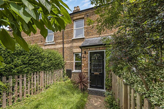 2 Bedroom House For Sale In Church Terrace, Windsor, SL4