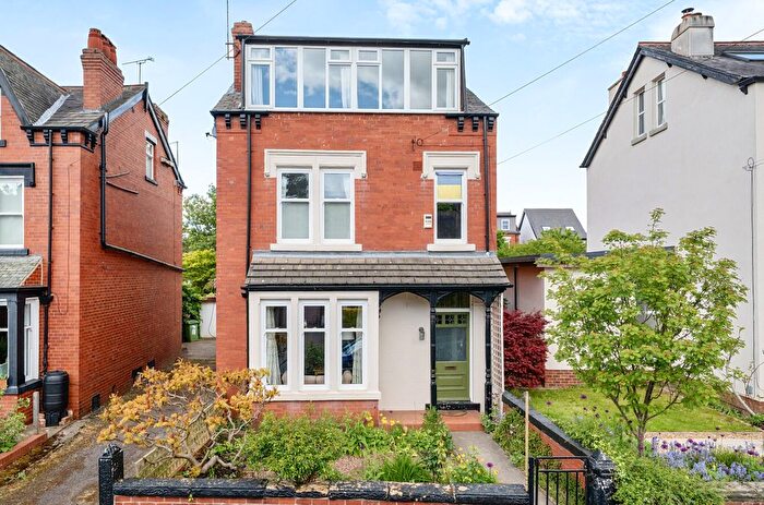 5 Bedroom Detached House For Sale In Gledhow Wood Avenue, Roundhay, Leeds, LS8