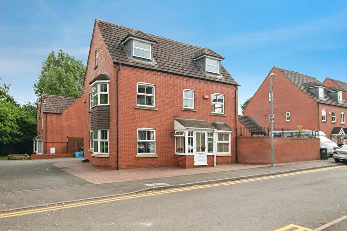 5 Bedroom Detached House For Sale In Harrington Croft, West Bromwich, B71