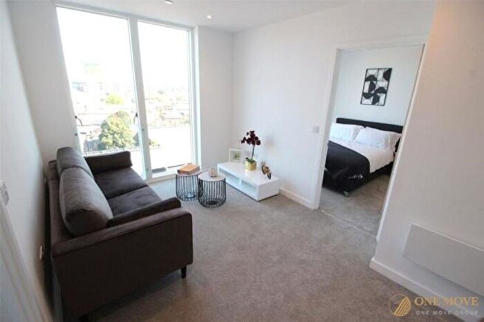 2 Bedroom Flat To Rent In Transmission House, Manchester, M4