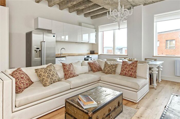 2 Bedroom Apartment For Sale In Winchelsea Road, Harlesden, London, NW10
