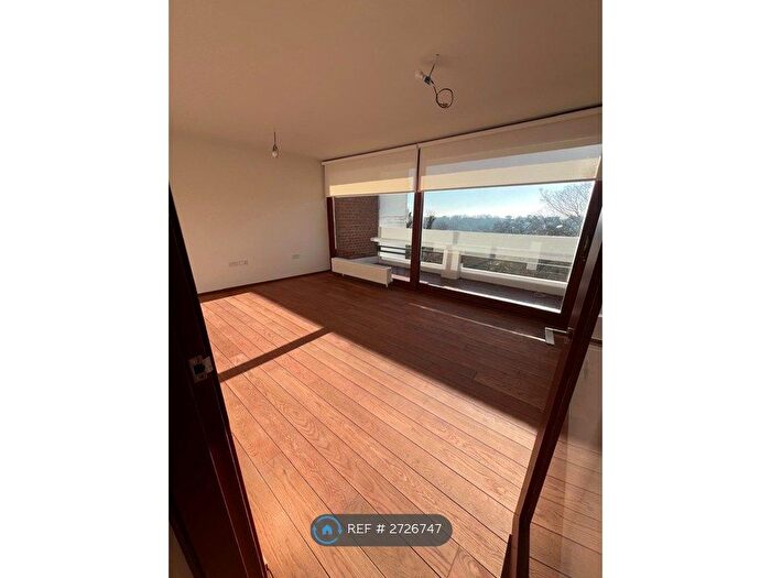 2 Bedroom Flat To Rent In Southwood Lawn Road, London, N6