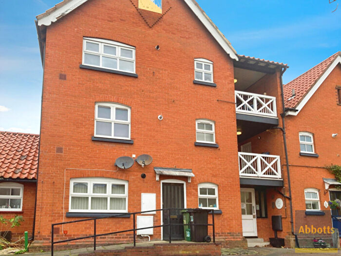 1 Bedroom Flat To Rent In Noak Bridge, Basildon, SS15