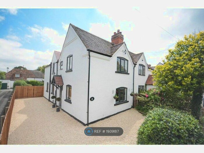 4 Bedroom Semi-Detached House To Rent In Hallfields, Edwalton, Nottingham, NG12