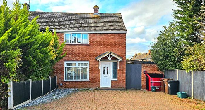 2 Bedroom Semi Detached House For Sale In Grampian Grove, Chelmsford, CM1