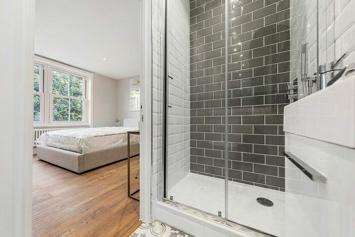 2 Bedroom Flat To Rent In Enmore Road, London, SW15