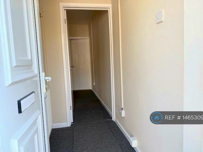 1 Bedroom Bungalow To Rent In Glynfach Road, Porth, CF39