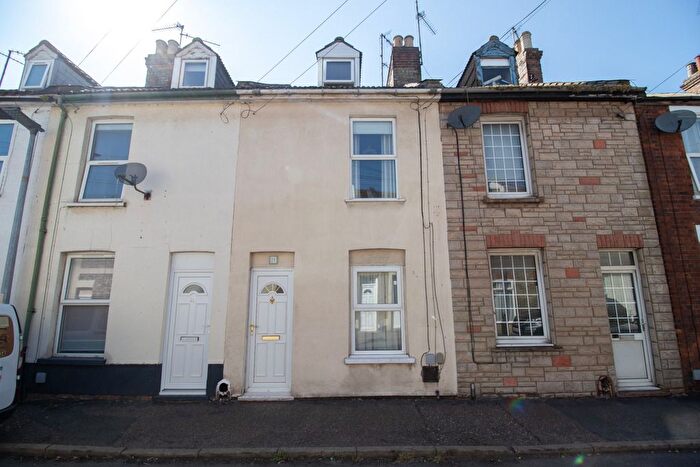 3 Bedroom Terraced House For Sale In Birchwood Street, King's Lynn, Norfolk, PE30