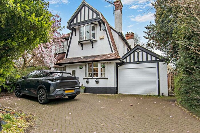 5 Bedroom Detached House For Sale In Norwich Road, Ipswich, IP1