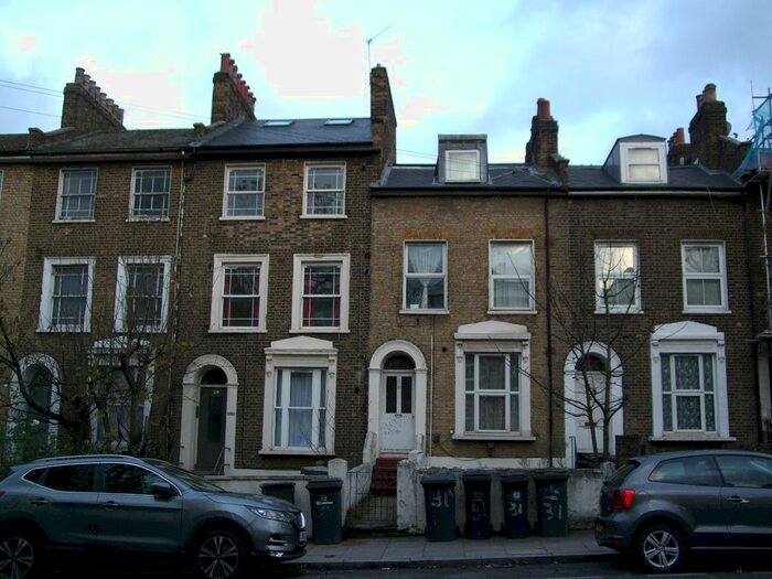 2 Bedroom Maisonette To Rent In Amersham Road, London, SE14