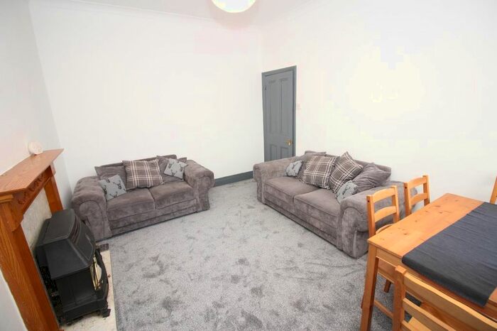 2 Bedroom Flat To Rent In Tavistock Road, Jesmond, Newcastle Upon Tyne, NE2