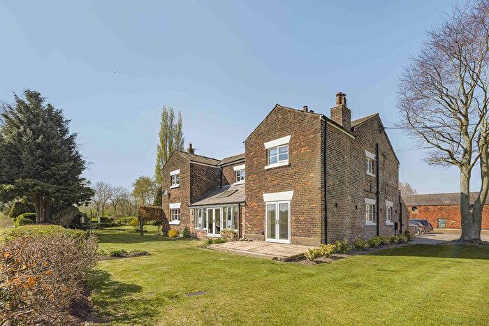 6 Bedroom Detached House For Sale In Moss Side Lane, Moore, Warrington, WA4