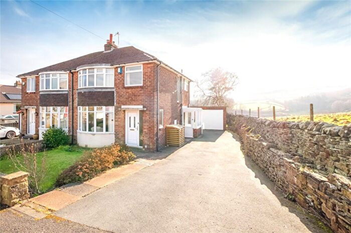 3 Bedroom Semi Detached House For Sale In Hebble Mount, Meltham, Holmfirth, HD9