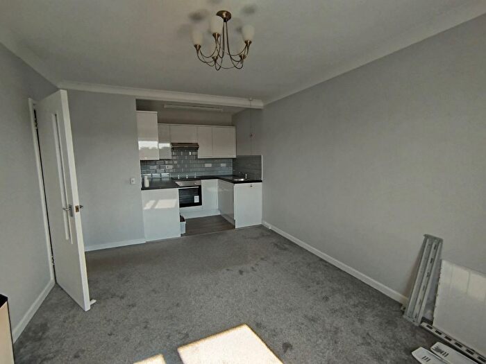 1 Bedroom Flat To Rent In Bushfield, Orton Goldhay, Peterborough, PE2