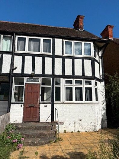 Studio To Rent In Gunnersbury Avenue, Flat, London, W3