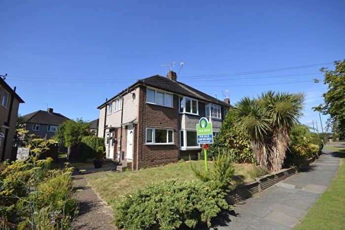 2 Bedroom Flat To Rent In Kneller Road, Whitton, Twickenham, TW2