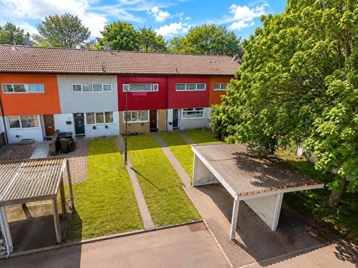 3 Bedroom Terraced House For Sale In Sunningdale Way, Bletchley, Milton Keynes, MK3