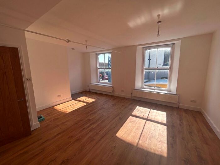 1 Bedroom Maisonette To Rent In Town Quay, Harbour Road, Wadebridge, PL27