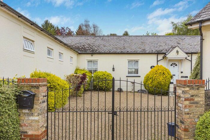 2 Bedroom Detached Bungalow To Rent In Chapmore End, Ware, SG12