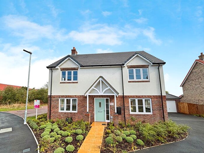 4 Bedroom Detached House For Sale In Cattlegate, Elmswell, Bury St. Edmunds, IP30