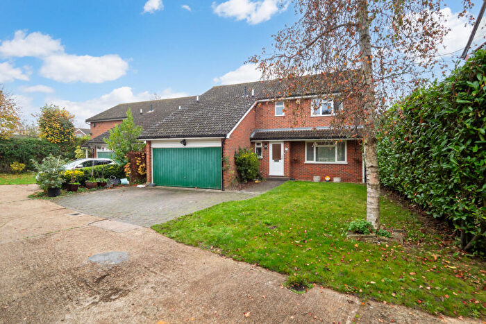 4 Bedroom Detached House To Rent In The Ridgway, Sutton, SM2