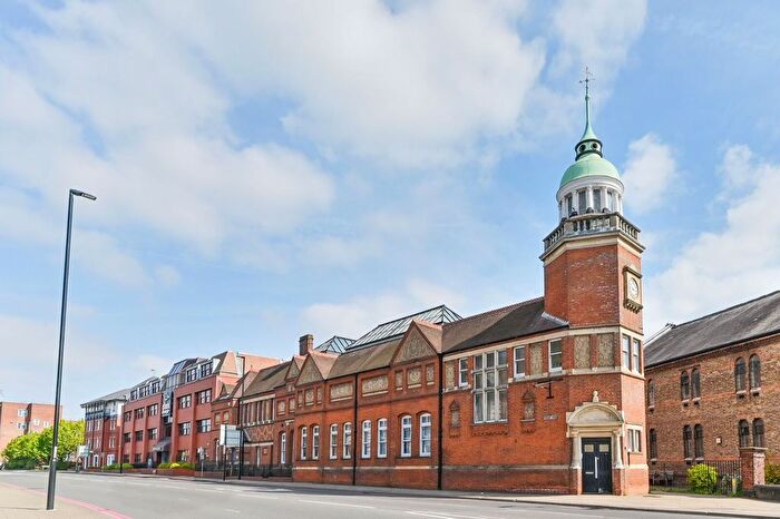 2 Bedroom Flat For Sale In Tweedy Road, Bromley, BR1
