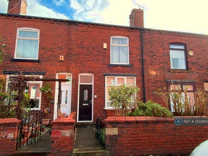 2 Bedroom Terraced House To Rent In Melrose Avenue, Bolton, BL1