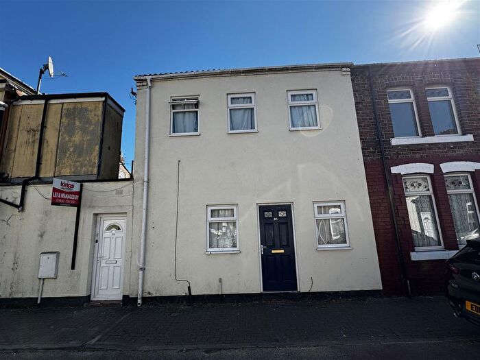 3 Bedroom Terraced House To Rent In Essex Street, Middlesbrough, TS1