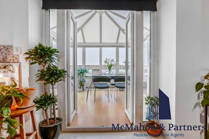 3 Bedroom Flat To Rent In Metro Central Heights, Newington Causeway, London, SE1