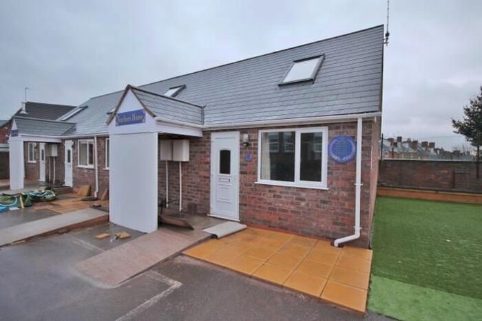 1 Bedroom End Of Terrace House To Rent In Leswell Street, Kidderminster, DY10