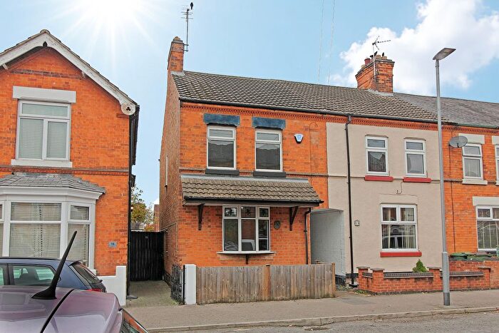 3 Bedroom Town House For Sale In Orange Street, South Wigston, LE18