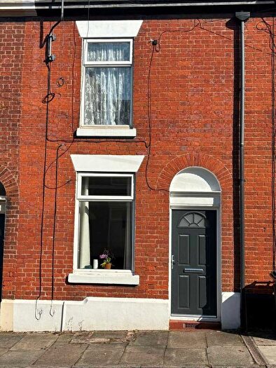 2 Bedroom Terraced House To Rent In Bridgewater Street, Runcorn, Liverpool, WA7