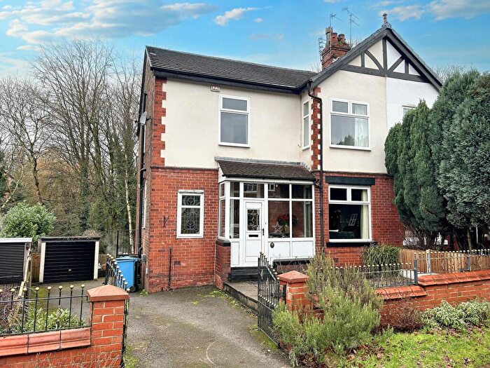 4 Bedroom Semi Detached House For Sale In Lambton Road, Worsley, M28